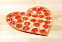 4c2124bfd07afeca_heart-shaped-pizza-2016.xxxlarge_2x.jpg