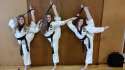 taekwondo_stretching_by_phacops-d8apg1c.jpg