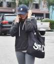 chloe_moretz_arriving_to_and_leaving_the_gym_5.jpg