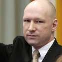 160315-world-breivik-nazi-salute-court-5a-jpg-0557_d623055b5dae81f3f0aa58d7d9340568.nbcnews-fp-360-360[1].jpg