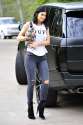 kylie-jenner-in-tight-ripped-jeans-out-in-malibu-1201_2.jpg