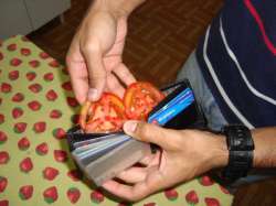 tomato wallet.jpg