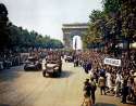Crowds_of_French_patriots_line_the_Champs_Elysees-edit2.jpg