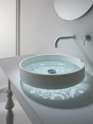 10-Modern-Bathrooms-With-Futuristic-Sinks-maison-valentina1.jpg