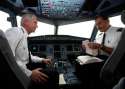 91305600-airway-pilot-captain-chesley-sully-sullenberger-and-co.jpg.CROP.promo-mediumlarge.jpg