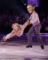 Barack-Obama-and-Hillary-Clinton-Ice-Skating--128001.jpg