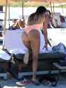Kourtney Kardashian sexy ass 1.jpg