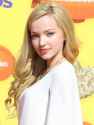 dove-cameron-attend-the-nickelodeon-th-annual-kids-choice-awards-in-inglewood-and-peyton-list-1546669761.jpg