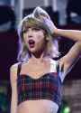 taylor-swift-performs-at-z100-s-jingle-ball-2014-in-new-york-city_5.jpg