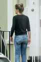Emma-Watson-in-Tight-Jeans--01-720x1080.jpg