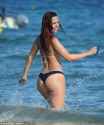 Jennifer-Metcalfe--wearing-a-bikini-in-St.-Tropez-07.jpg