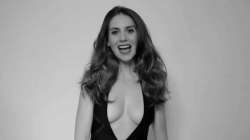 alisonbrie.webm