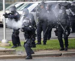 G20-Toronto-Police-Shooting-Rubber-Bullets.jpg
