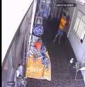 Indian anesthesiologist at work.webm