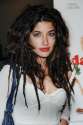 Tania_Raymonde_1233143600_4.jpg