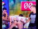 365858-capucine-anav-a-moitie-nue-en-direct-diapo-2.jpg