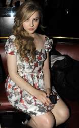1405488431008_chloe_moretz_first_annual_comedy_awards_119.jpg