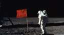 astronaut_on_the_moon-wallpaper-2560x1440.jpg
