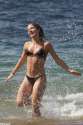 5Emily-Bett-Rickards-Bikini-Pictures-Hawaii-November-2015.jpg