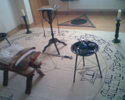 Circle_Ars_Goetia_1_0.jpg