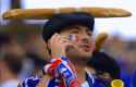 648x415_supporter-equipe-france-coiffe-beret-baguette-lors-coupe-monde-supporter-equipe-france-coiffe.jpg