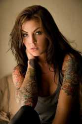 2011-Women-Sleeve-Tattoos-Artistic.jpg
