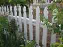 c456402241ff6f2f63aa41215b50e2c3--colonial-williamsburg-picket-fences.jpg